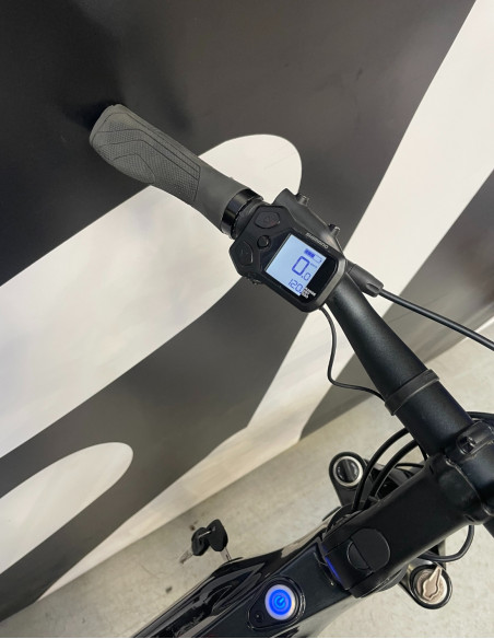 Vern 8.1 Adventure Reconditionné - L - 120Km